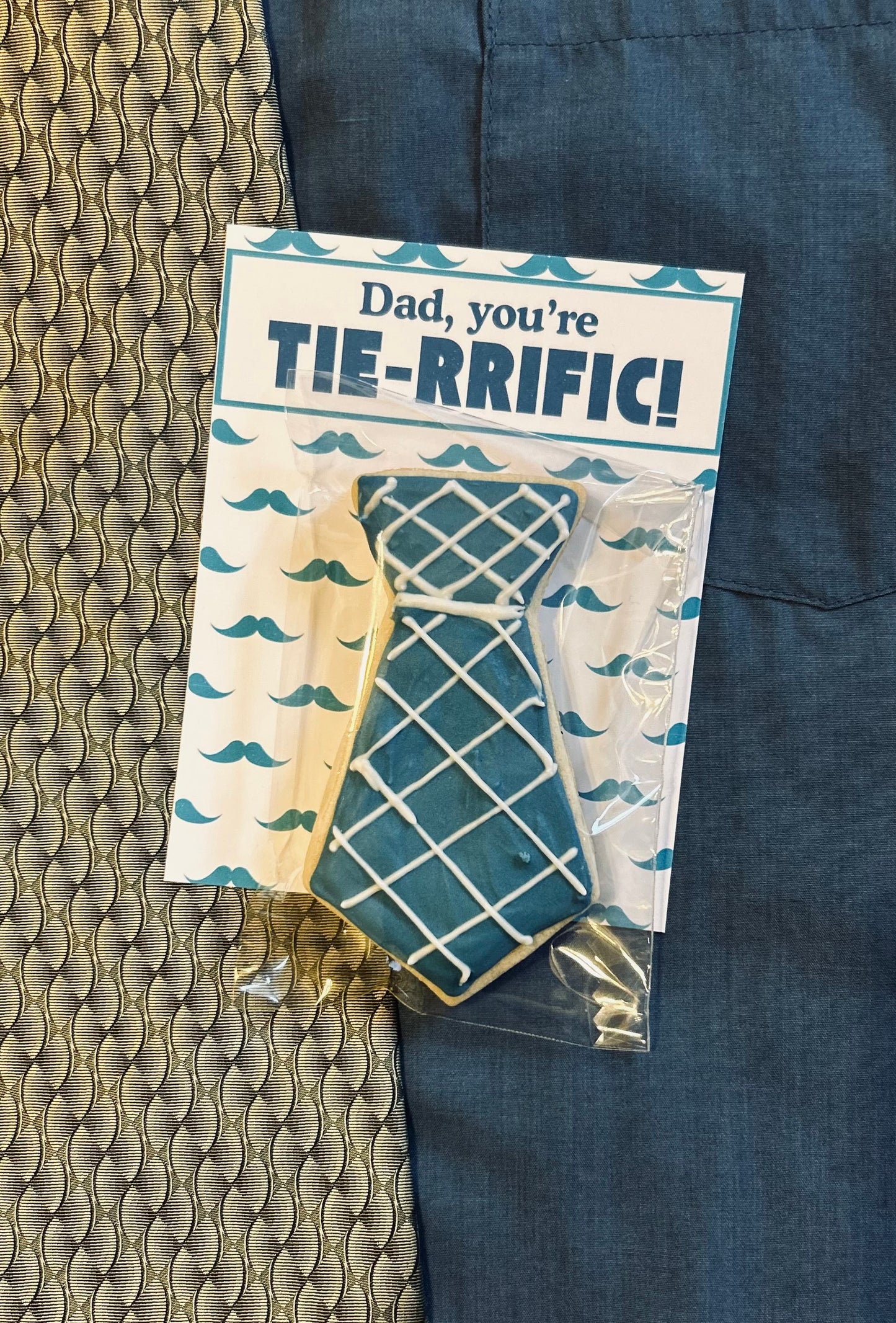 Fathers Day Tie-rrific Cookie Card