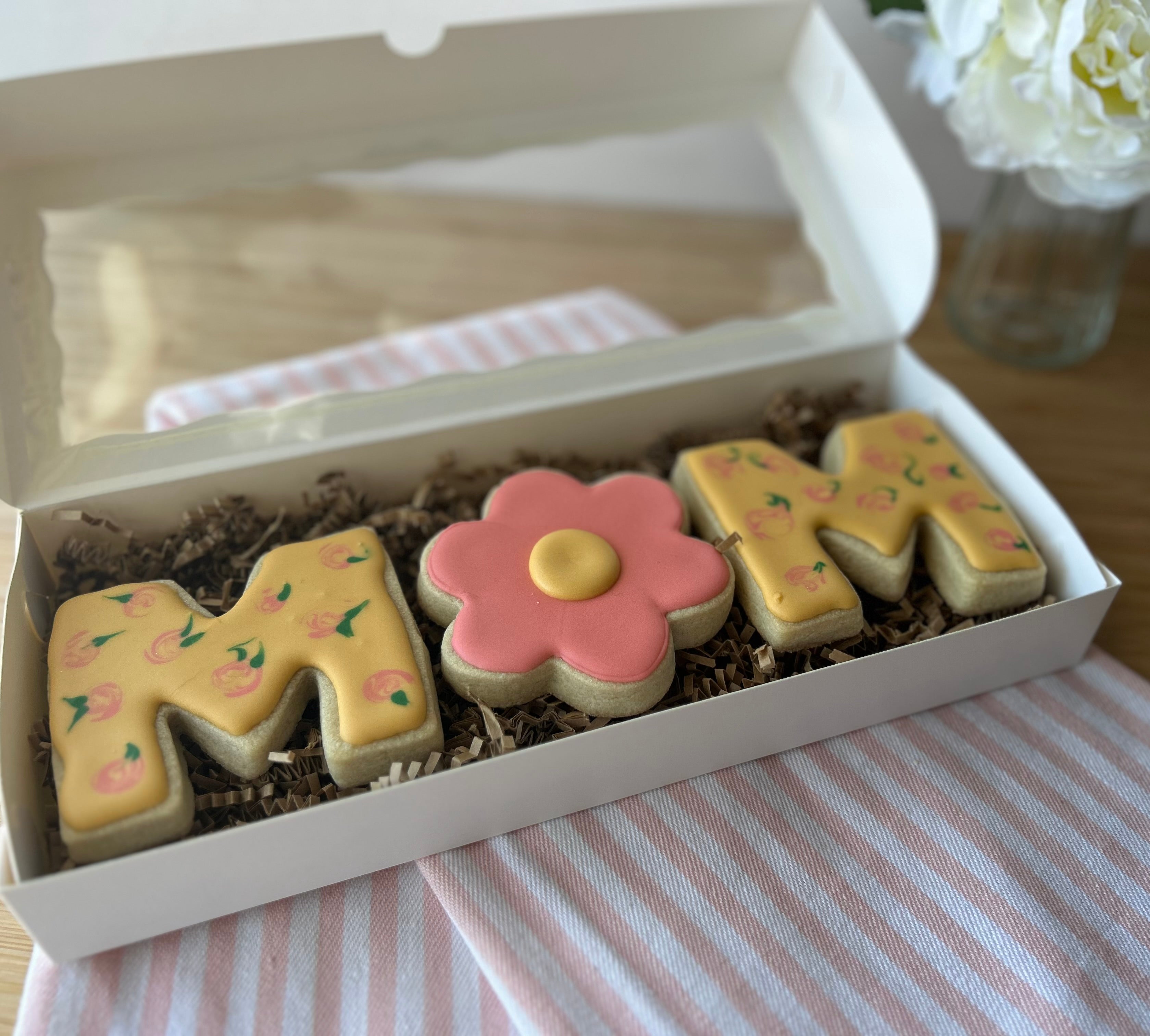 MOM Frosted Sugar Cookies